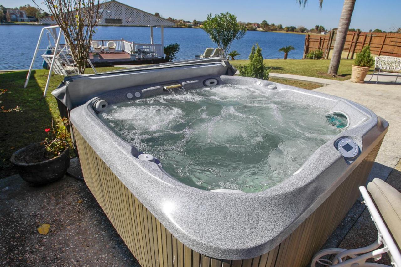 Lovely Only 15mins From Downtown Nola * New Orleans